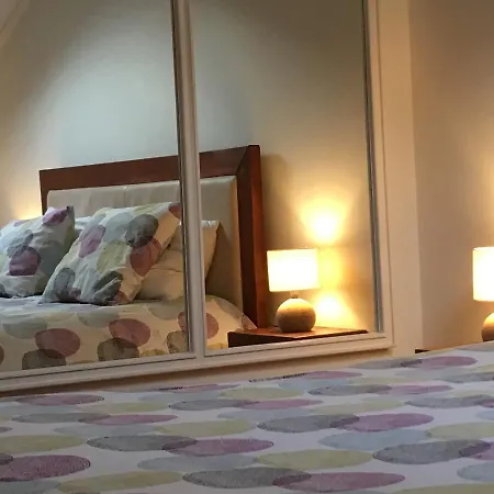 Flores Apartman *