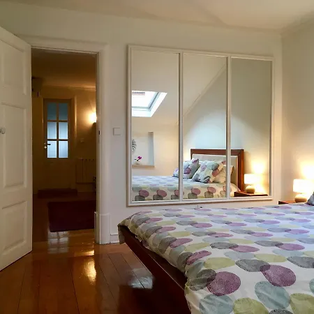 Flores Apartment